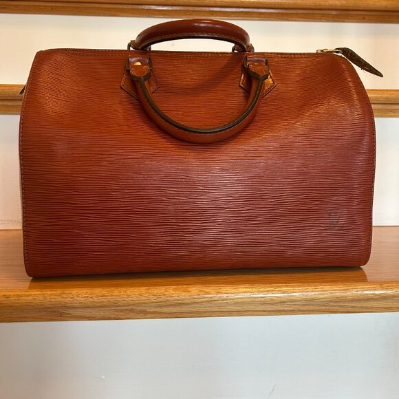 Louis Vuitton Speedy 30 Epi Leather READ! (SEE PHOTOS 2 & 3 and DESCRIPTION)! - Picture 1 of 13
